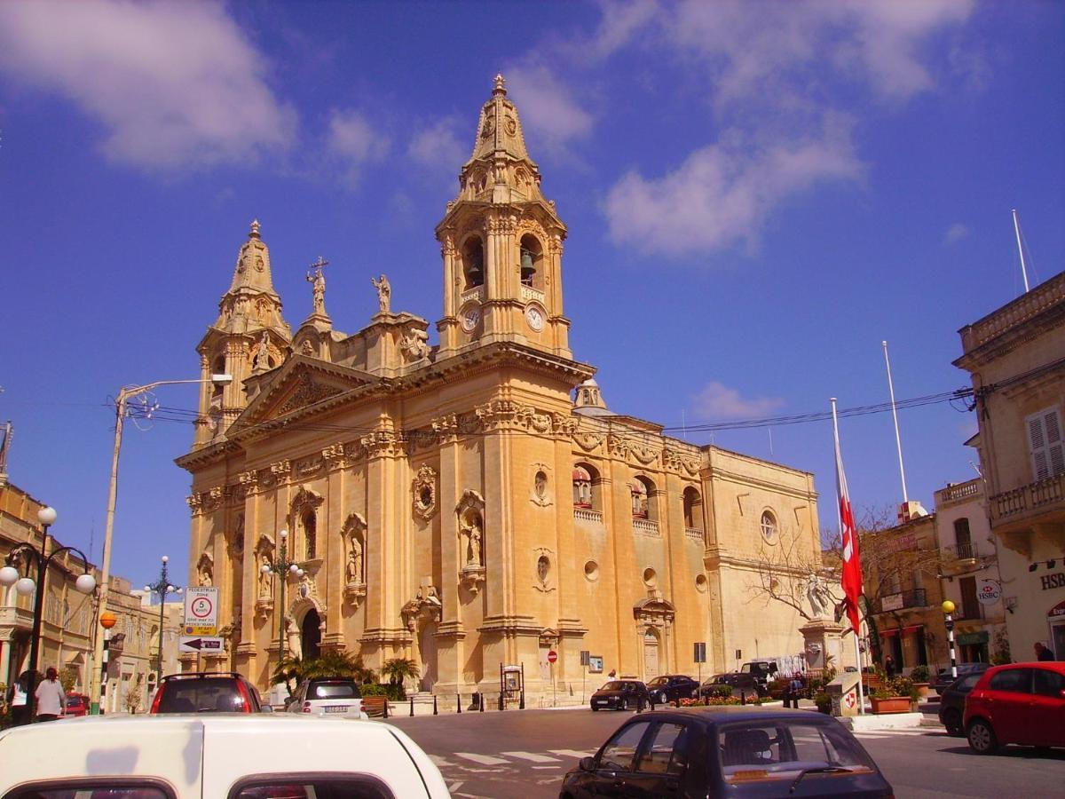 The Premier Suite - Fully Airconditioned - Ample Parking Naxxar Exterior photo